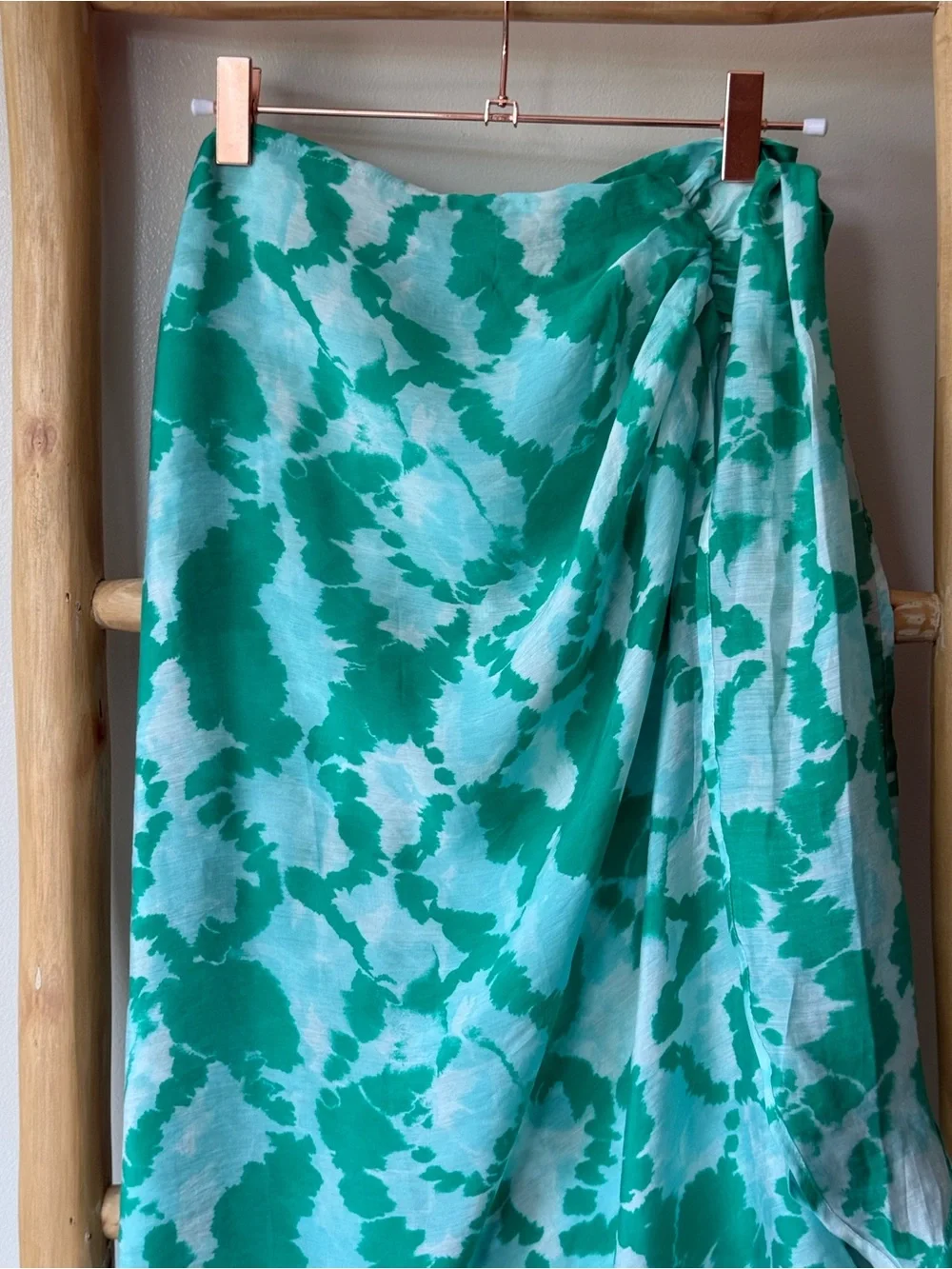 ZARA Knotted Green Turquoise Tie Dye Print Swim Beach Sarong Midi Skirt S NEW